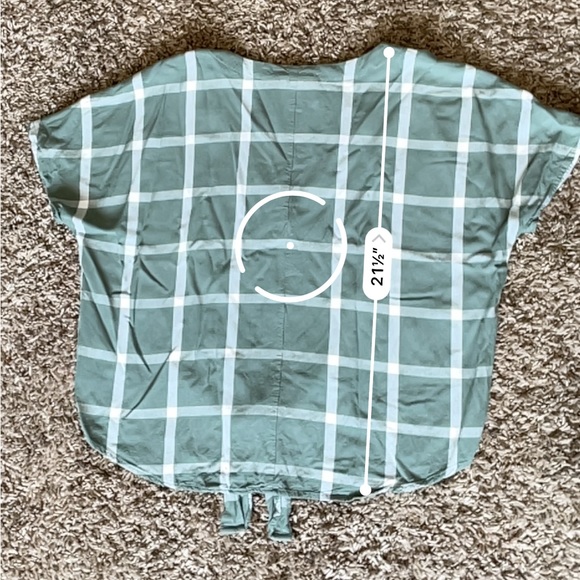 Universal Threads Sage Green Plaid Top - Picture 5 of 6